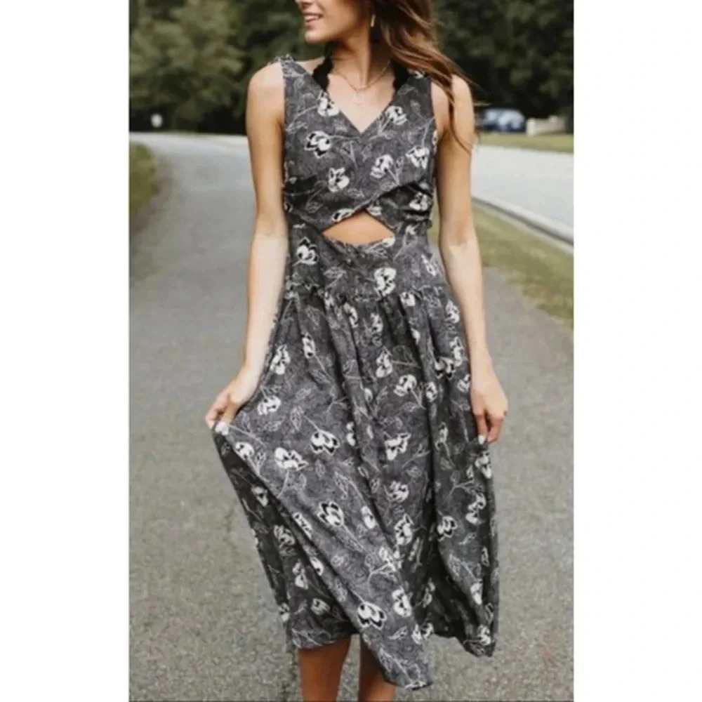 Lizard Thicket Floral Maxi Dress Black Size Large